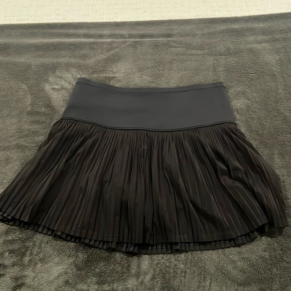 Black Athleta Skort size small - Picture 1 of 6